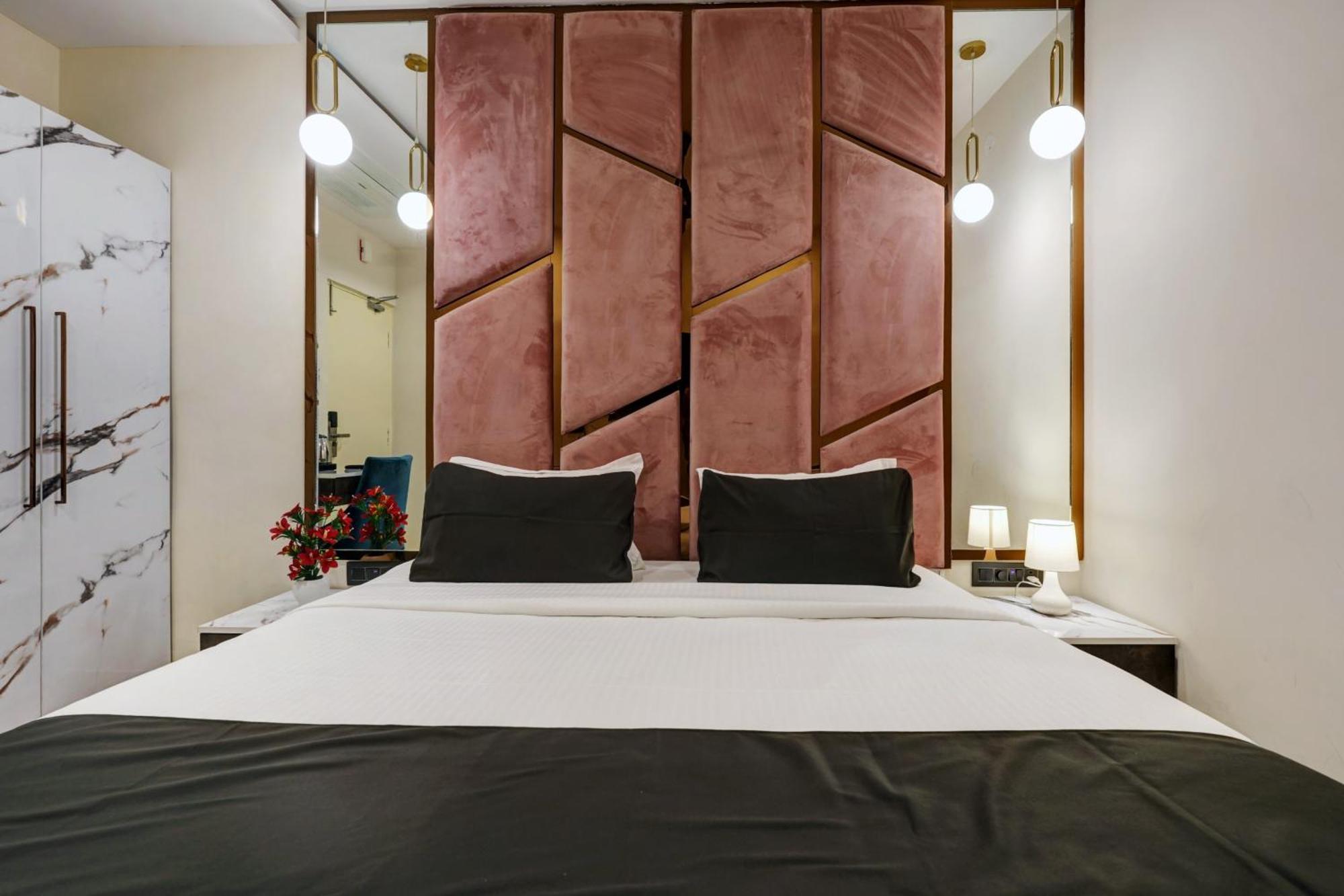 Astra Hotels & Suites - Koramangala Bangalore Extérieur photo